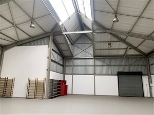 750 m² Industrial space in Longmeadow