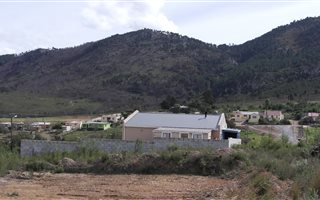 597 m² Land available in Caledon
