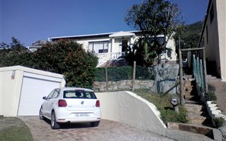 3 Bedroom House in Glencairn