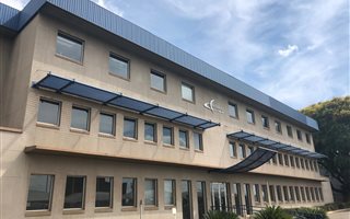 11000 m² Industrial space in Isando