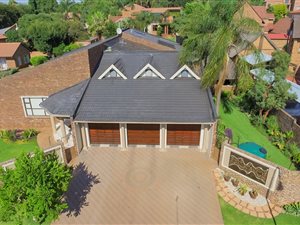 4 Bedroom House in Eldoraigne