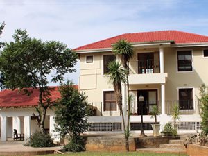 6 Bed House in Montrose