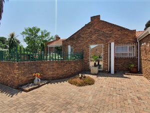 3 Bed Cluster in Strubenvale