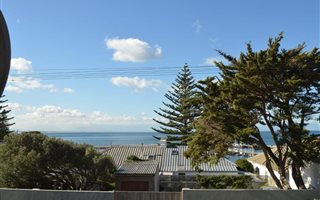 1 Bedroom Flat in Kalk Bay