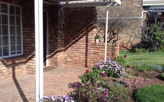 2 Bedroom Simplex in Brummeria