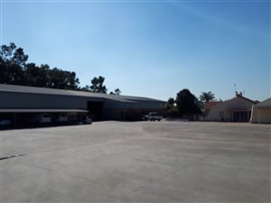 4050 m² Industrial space in Brentwood