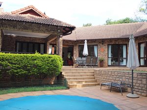 3 Bed House in White River Country Estate