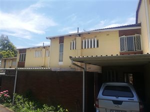 3 Bed Flat in Pelham