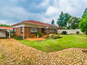 3 Bed House in Franklin Roosevelt Park