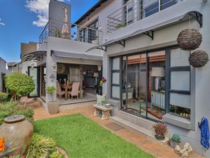 3 Bed House in Candlewoods Estate