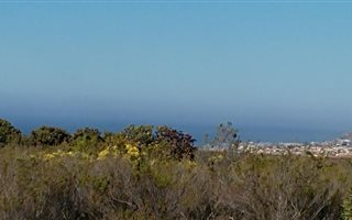 5.7 ha Land available in Aalwyndal