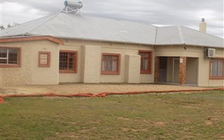 13 ha Farm in Addo
