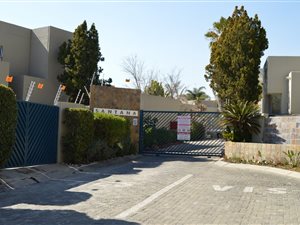 3 Bed House in Sunninghill