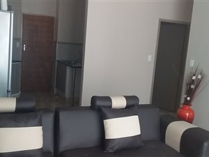 2 Bed Apartment in Eloffsdal