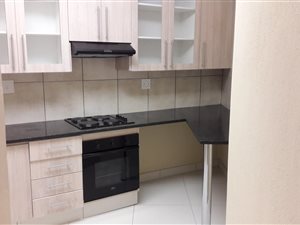 2 Bed Apartment in Fourways