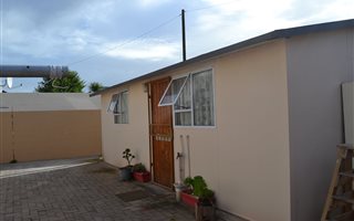 1 Bedroom Apartment in Saldanha