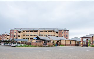 2 Bedroom House in Montana Gardens