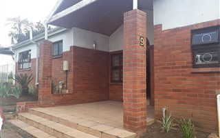 3 Bedroom Simplex in Fillina Park