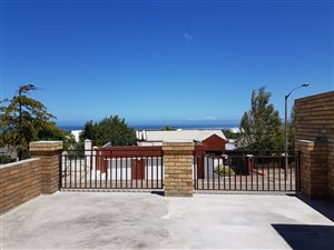 2 Bed Apartment in Heldervue