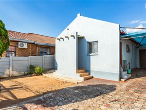 2 Bed House in Soshanguve