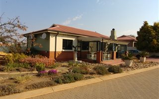 2 Bedroom House in Aqua Vista