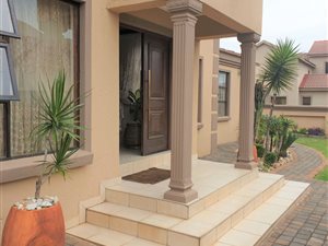5 Bed House in Centurion CBD