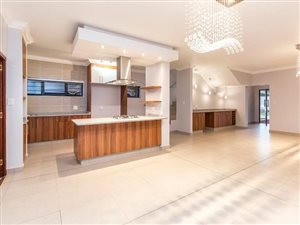 4 Bed Cluster in Menlo Park