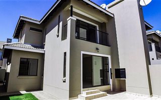 3 Bedroom Townhouse in Lilyvale