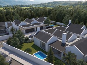 3 Bed House in Somerset West Central