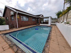 3 Bed House in Hippo Road