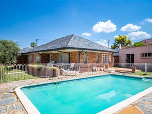 4 Bed House in Fairmount