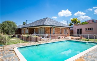 4 Bedroom House in Fairmount