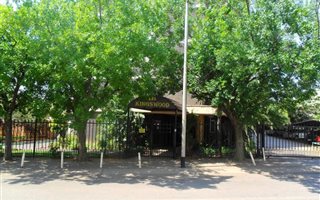 2 Bedroom Apartment in Weavind Park