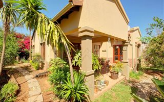 2 Bedroom Townhouse in Douglasdale