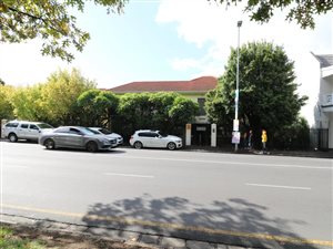 2 Bed Apartment in Rosebank
