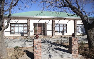 4 Bedroom House in De Aar