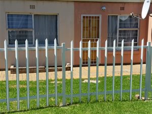 2 Bed House in Soweto Central