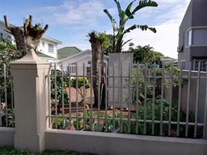 2 Bed Garden Cottage in Mount Edgecombe Country Club Estate 1