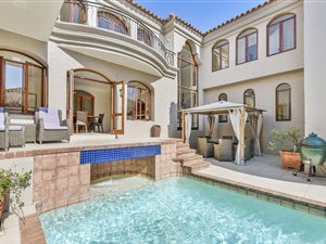 4 Bed House in Dainfern Golf Estate