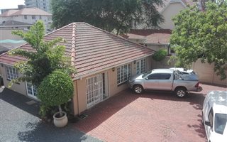 856 m² Office Space in Musgrave