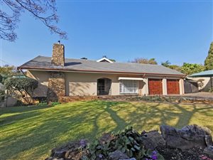 4 Bed House in Sunningdale