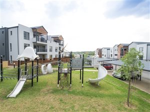 2 Bed Apartment in Carlswald Estate