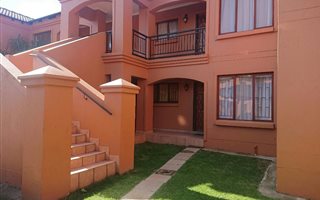 3 Bedroom Townhouse in Helderwyk