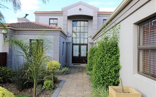 4 Bedroom House in Welgevonden Estate