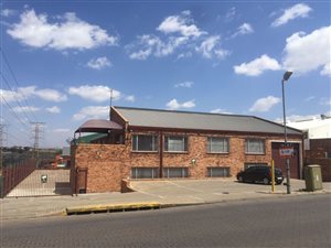 1000 m² Industrial space in Sebenza