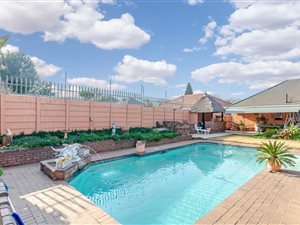 3 Bed House in Malvern East