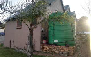 6 Bedroom House in Highveld Park