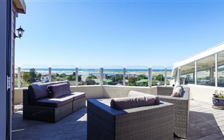 3 Bedroom Penthouse in Poortjies