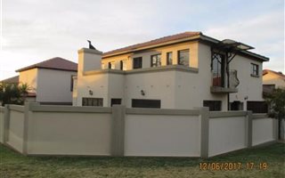 4 Bedroom House in Pinehaven