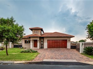 3 Bed House in La Como Lifestyle Estate